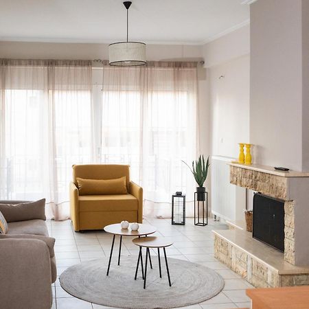 Il Centro Apartment Aigio Esterno foto