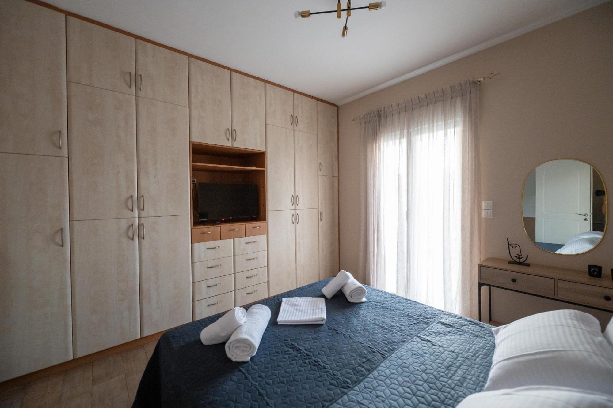 Il Centro Apartment Aigio Esterno foto