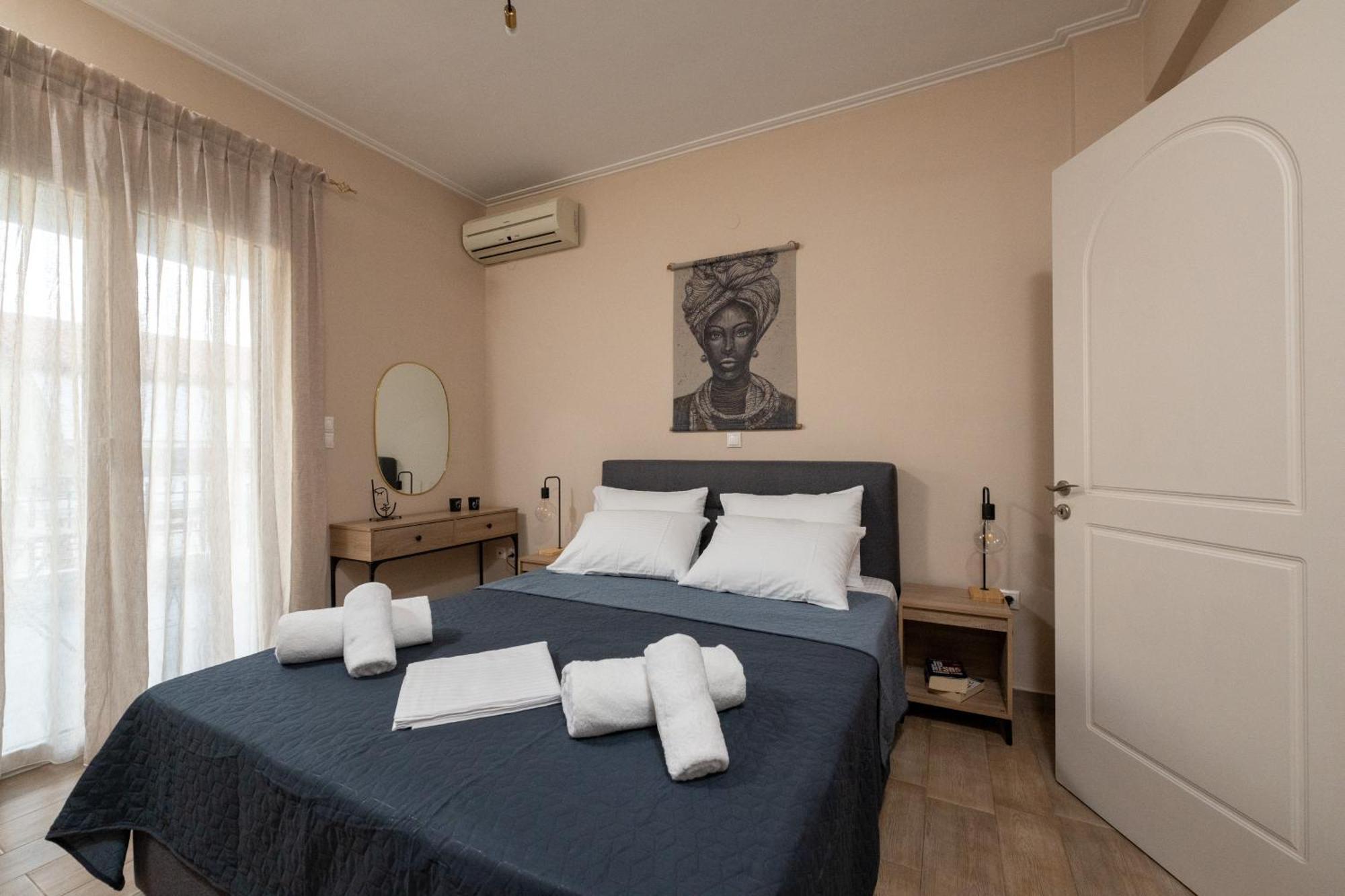 Il Centro Apartment Aigio Esterno foto