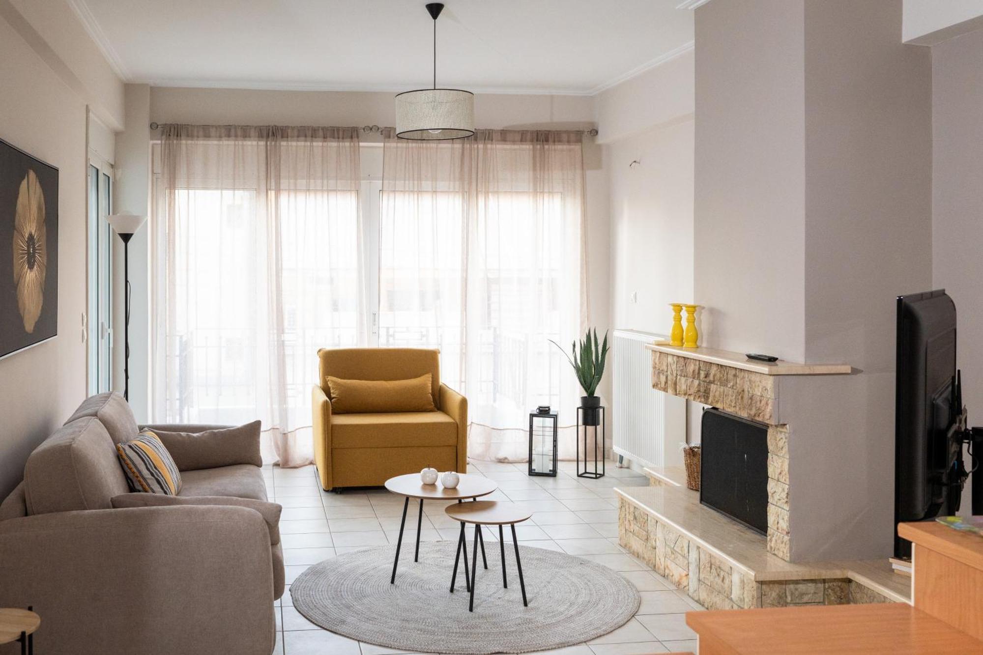 Il Centro Apartment Aigio Esterno foto